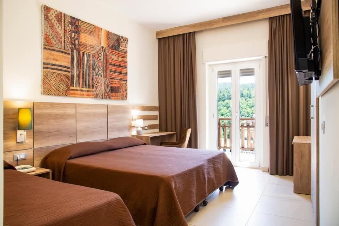 Hotel Meranda Camigliatello Silano Esterno foto